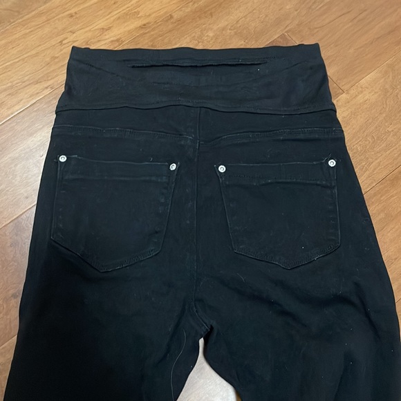 Boohoo maternity jeans - Picture 5 of 6